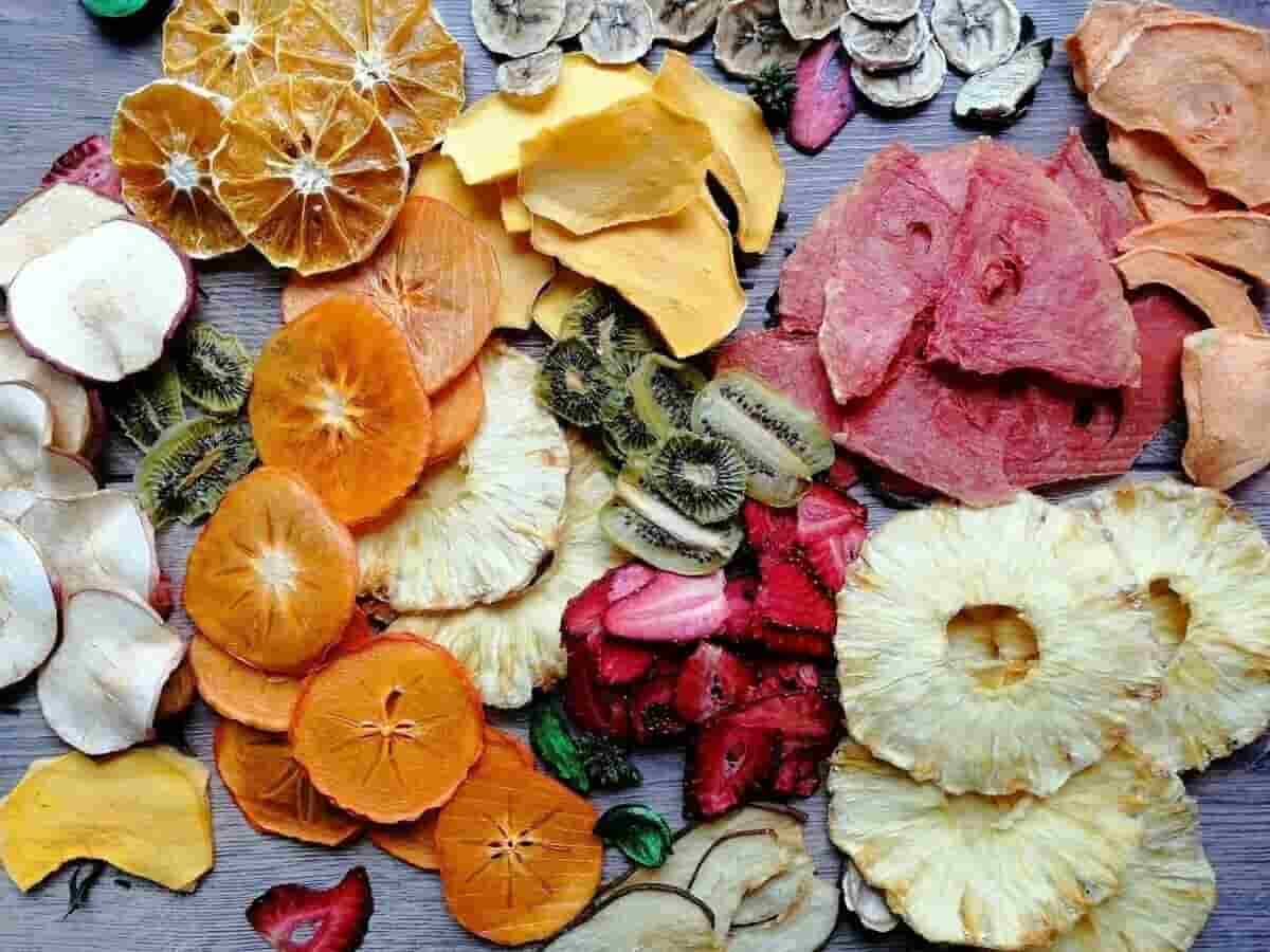 تصویر 3 از میوه خشک مخلوط با تنوع انتخاب شده از چند میوه